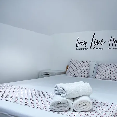Matt Guest house *